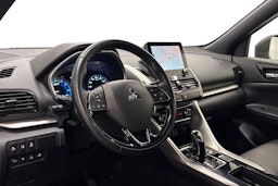 musta Mitsubishi Eclipse Cross 2021 kuva 3.