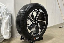 musta Mitsubishi Eclipse Cross 2021 kuva 13.