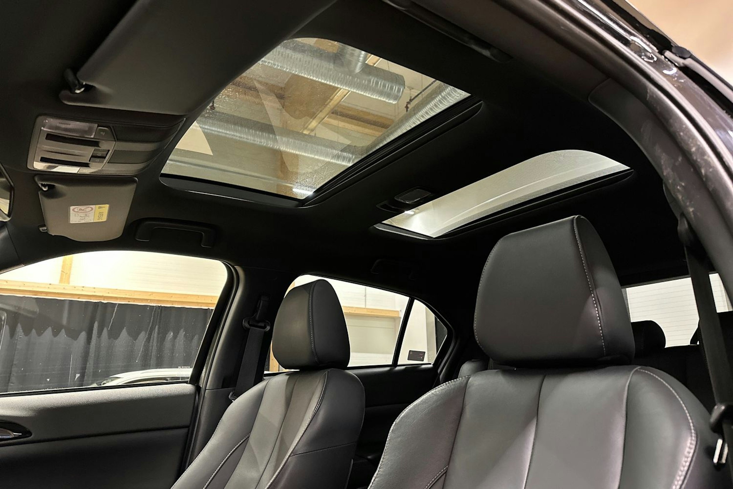 musta Mitsubishi Eclipse Cross 2021 kuva 17.