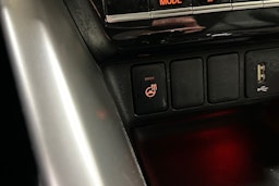 musta Mitsubishi Eclipse Cross 2021 kuva 22.