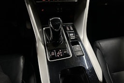 musta Mitsubishi Eclipse Cross 2021 kuva 23.