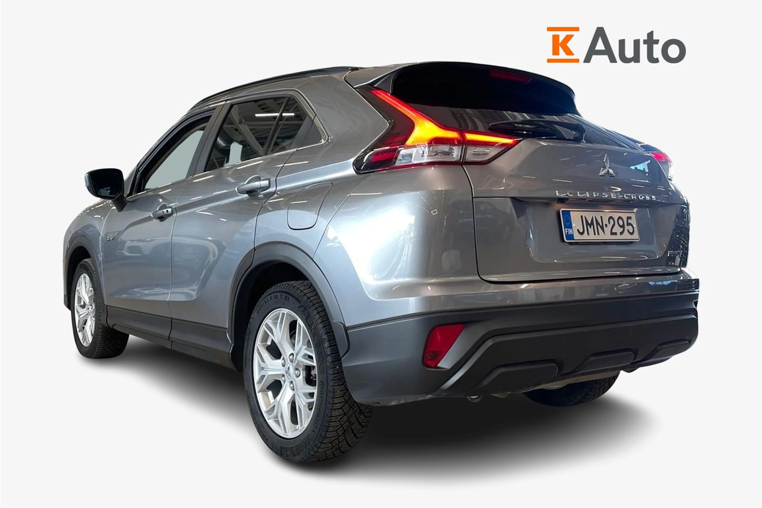 harmaa Mitsubishi Eclipse Cross 2022 kuva 3.