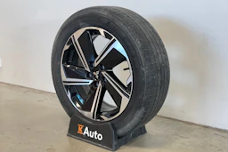 harmaa Mitsubishi Eclipse Cross 2022 kuva 13.