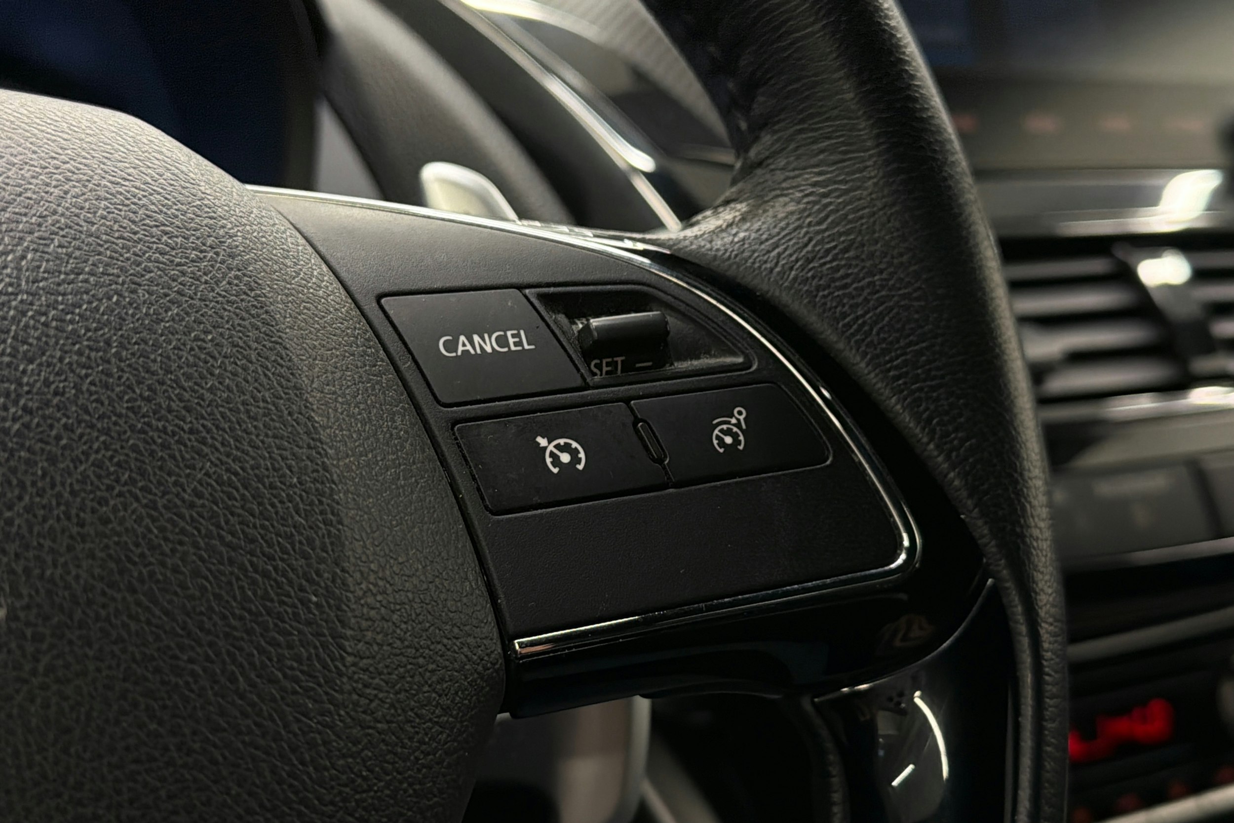 musta Mitsubishi Eclipse Cross 2021 kuva 21.