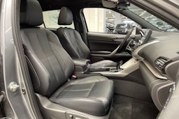 harmaa Mitsubishi Eclipse Cross 2023 kuva 27.