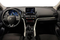 musta Mitsubishi Eclipse Cross 2023 kuva 7.