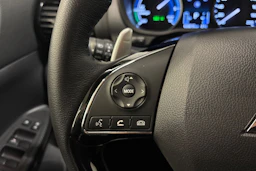 musta Mitsubishi Eclipse Cross 2023 kuva 13.