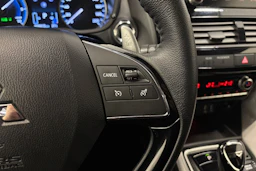 musta Mitsubishi Eclipse Cross 2023 kuva 14.