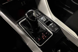 musta Mitsubishi Eclipse Cross 2023 kuva 19.