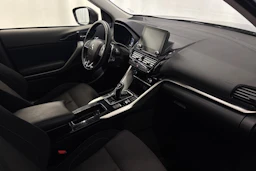 musta Mitsubishi Eclipse Cross 2023 kuva 22.