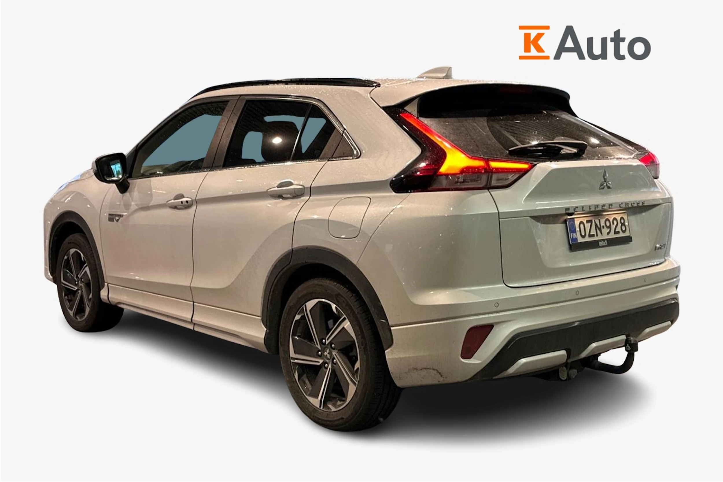 valkoinen Mitsubishi Eclipse Cross 2023 kuva 2.