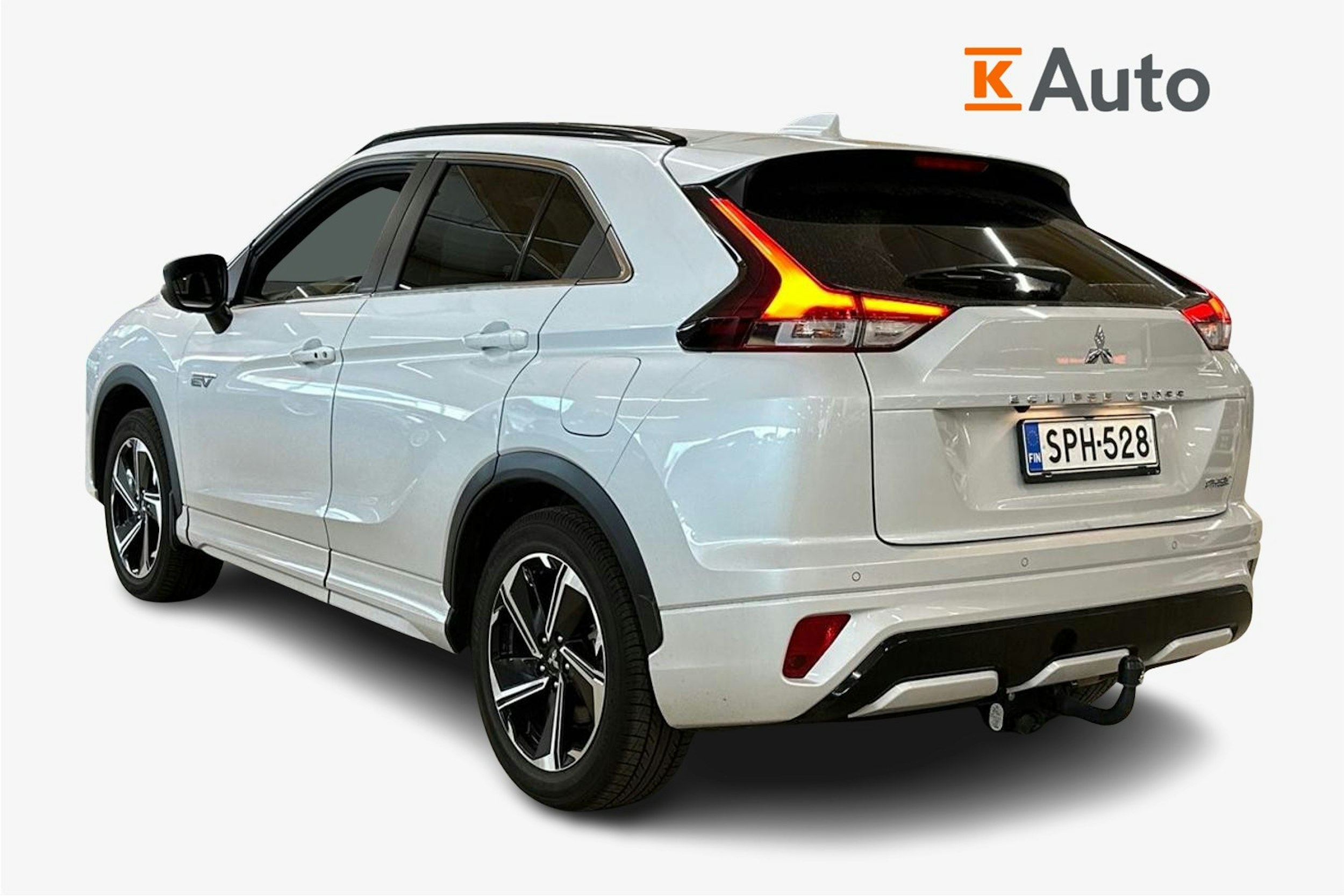valkoinen Mitsubishi Eclipse Cross 2023 kuva 2.