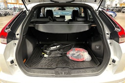 valkoinen Mitsubishi Eclipse Cross 2023 kuva 31.