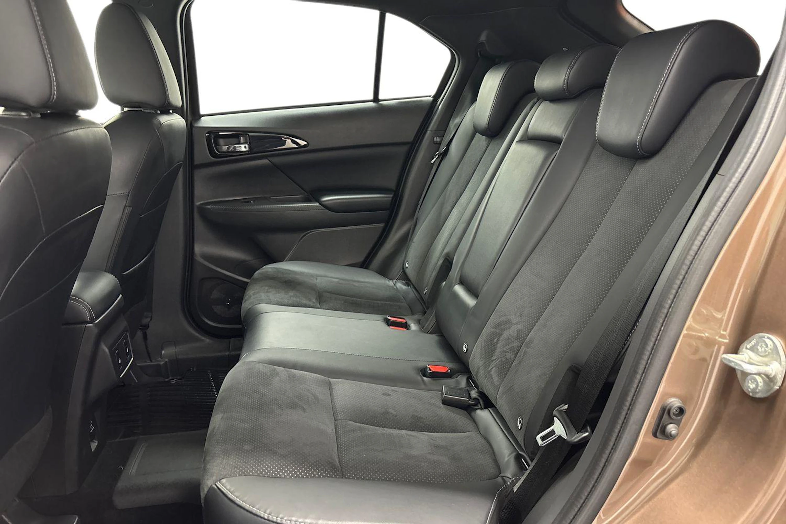 met. ruskea (beige) Mitsubishi Eclipse Cross 2024 kuva 8.