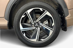 met. ruskea (beige) Mitsubishi Eclipse Cross 2024 kuva 9.