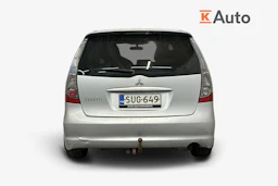 harmaa Mitsubishi Grandis 2004 kuva 3.