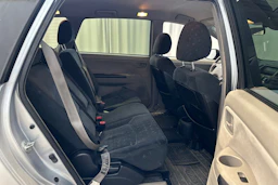 harmaa Mitsubishi Grandis 2004 kuva 12.