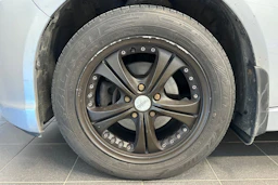 harmaa Mitsubishi Grandis 2004 kuva 21.