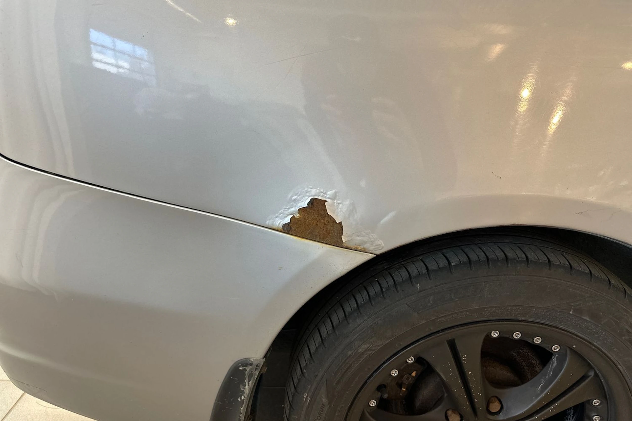 harmaa Mitsubishi Grandis 2004 kuva 31.