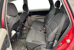 Punainen Mitsubishi Grandis 2009 kuva 8.