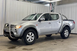 hopea Mitsubishi L200 2006 kuva 6.
