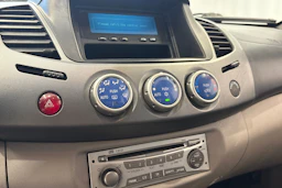 hopea Mitsubishi L200 2006 kuva 12.