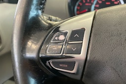 Sininen Mitsubishi L200 2011 kuva 16.