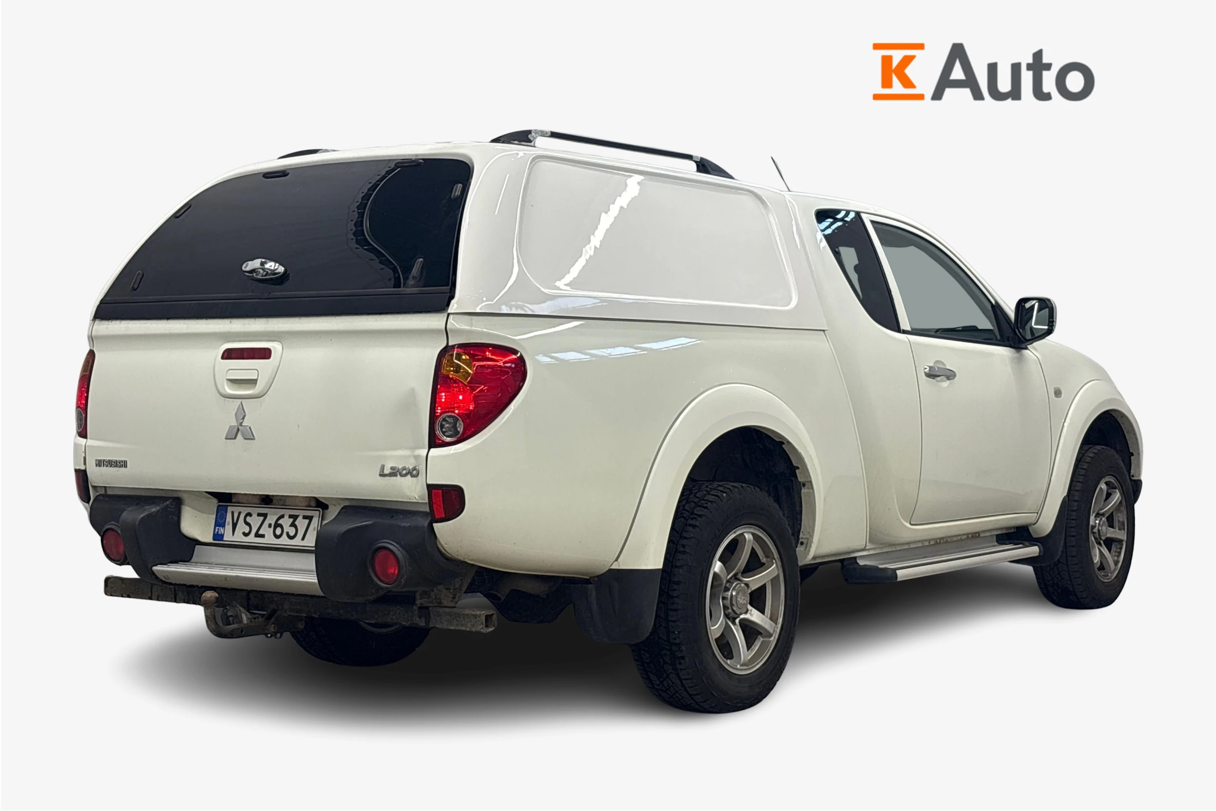 valkoinen Mitsubishi L200 2012 kuva 2.