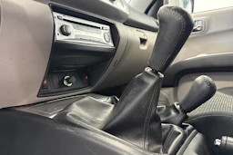 valkoinen Mitsubishi L200 2012 kuva 14.