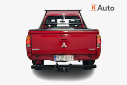 punainen Mitsubishi L200 2012 kuva 3.