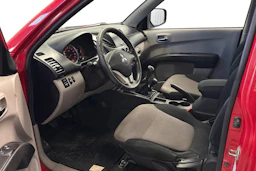 punainen Mitsubishi L200 2012 kuva 7.