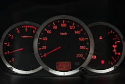 punainen Mitsubishi L200 2012 kuva 14.