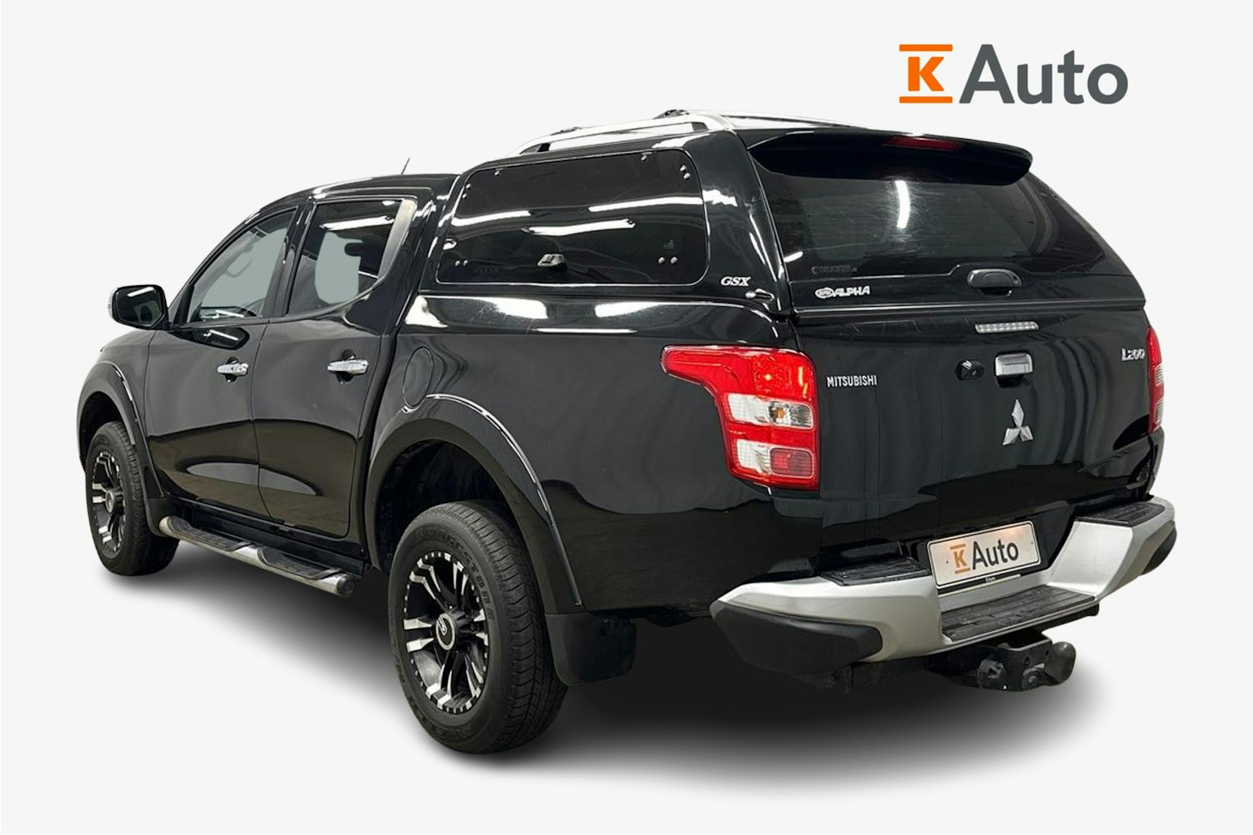 musta Mitsubishi L200 2015 kuva 2.