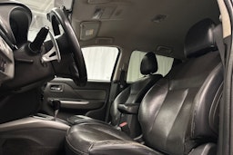 musta Mitsubishi L200 2015 kuva 14.