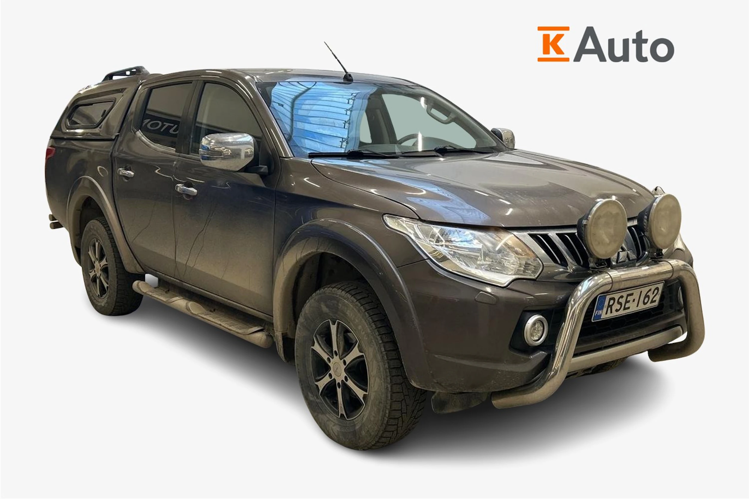 ruskea (beige) Mitsubishi L200 2015 kuva 1.