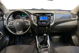 ruskea (beige) Mitsubishi L200 2016 kuva 9.