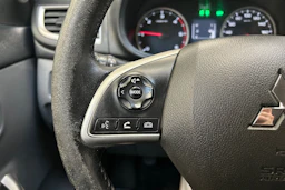 ruskea (beige) Mitsubishi L200 2016 kuva 13.