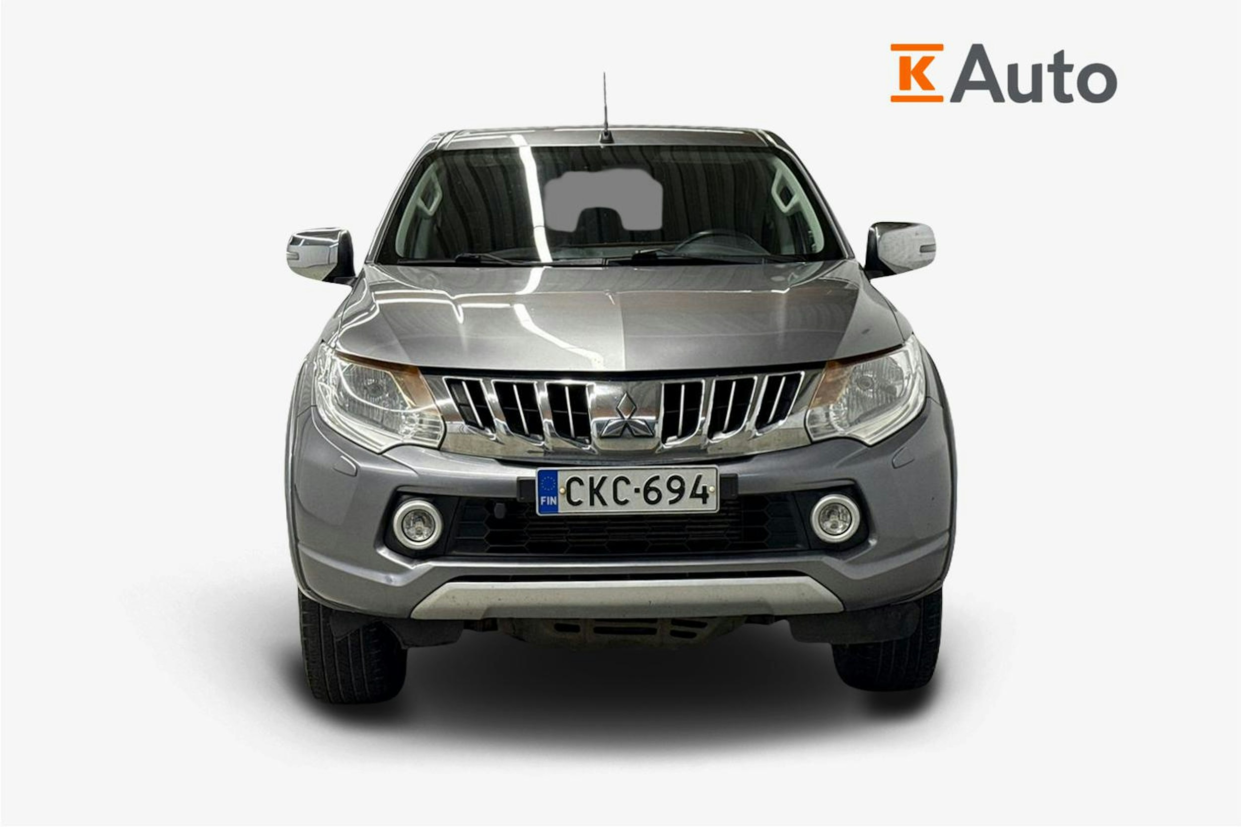 harmaa Mitsubishi L200 2016 kuva 5.