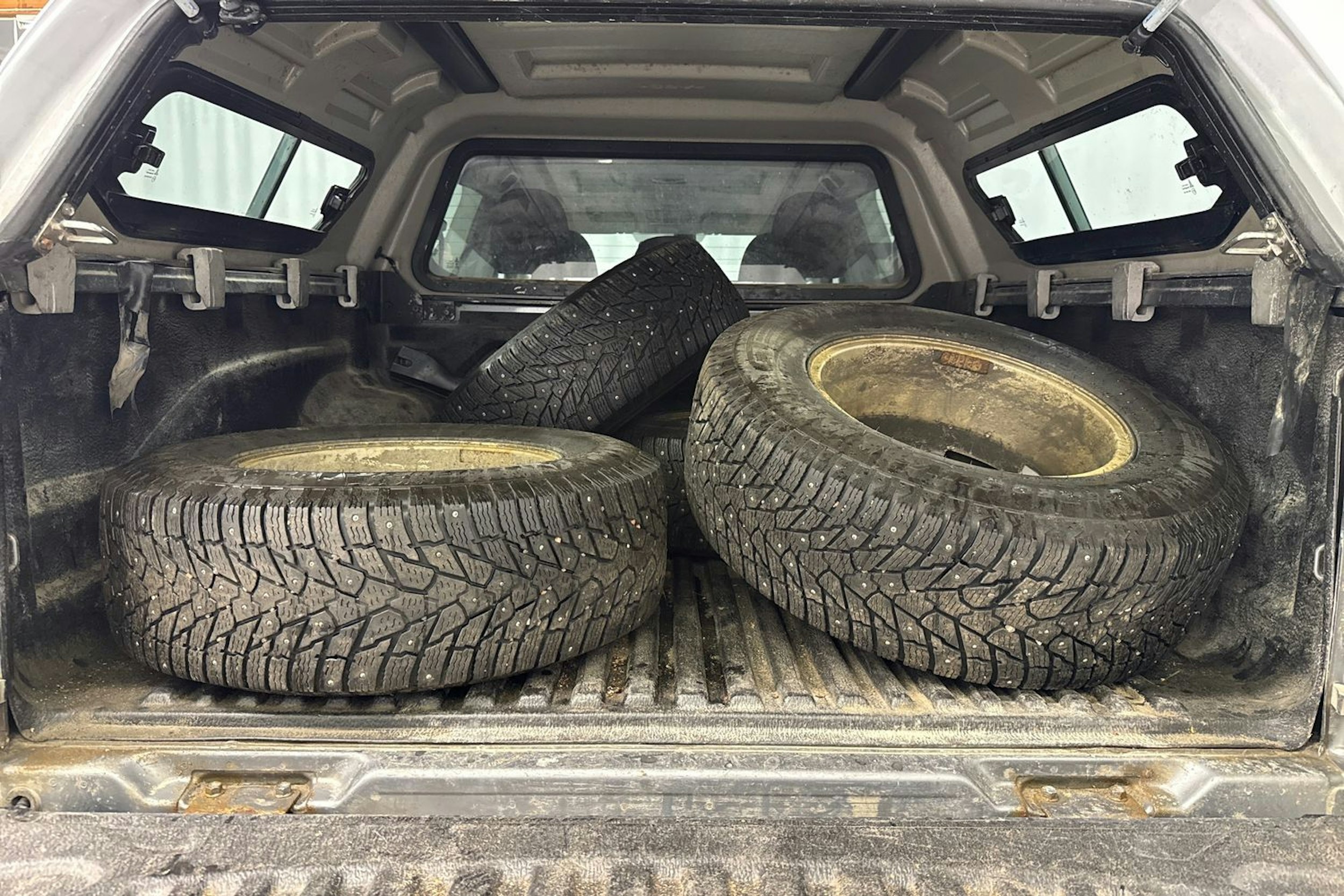 harmaa Mitsubishi L200 2016 kuva 25.