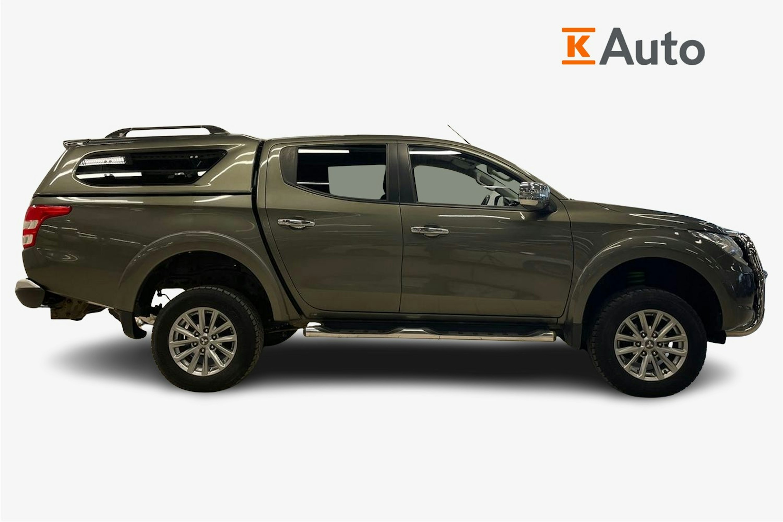 Vihreä Mitsubishi L200 2016 kuva 6.