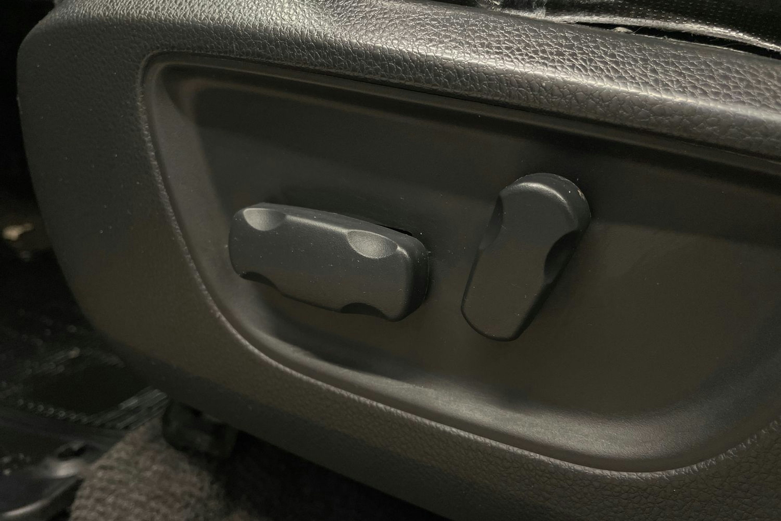 Vihreä Mitsubishi L200 2016 kuva 15.