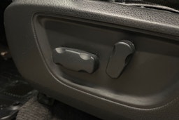 Vihreä Mitsubishi L200 2016 kuva 15.