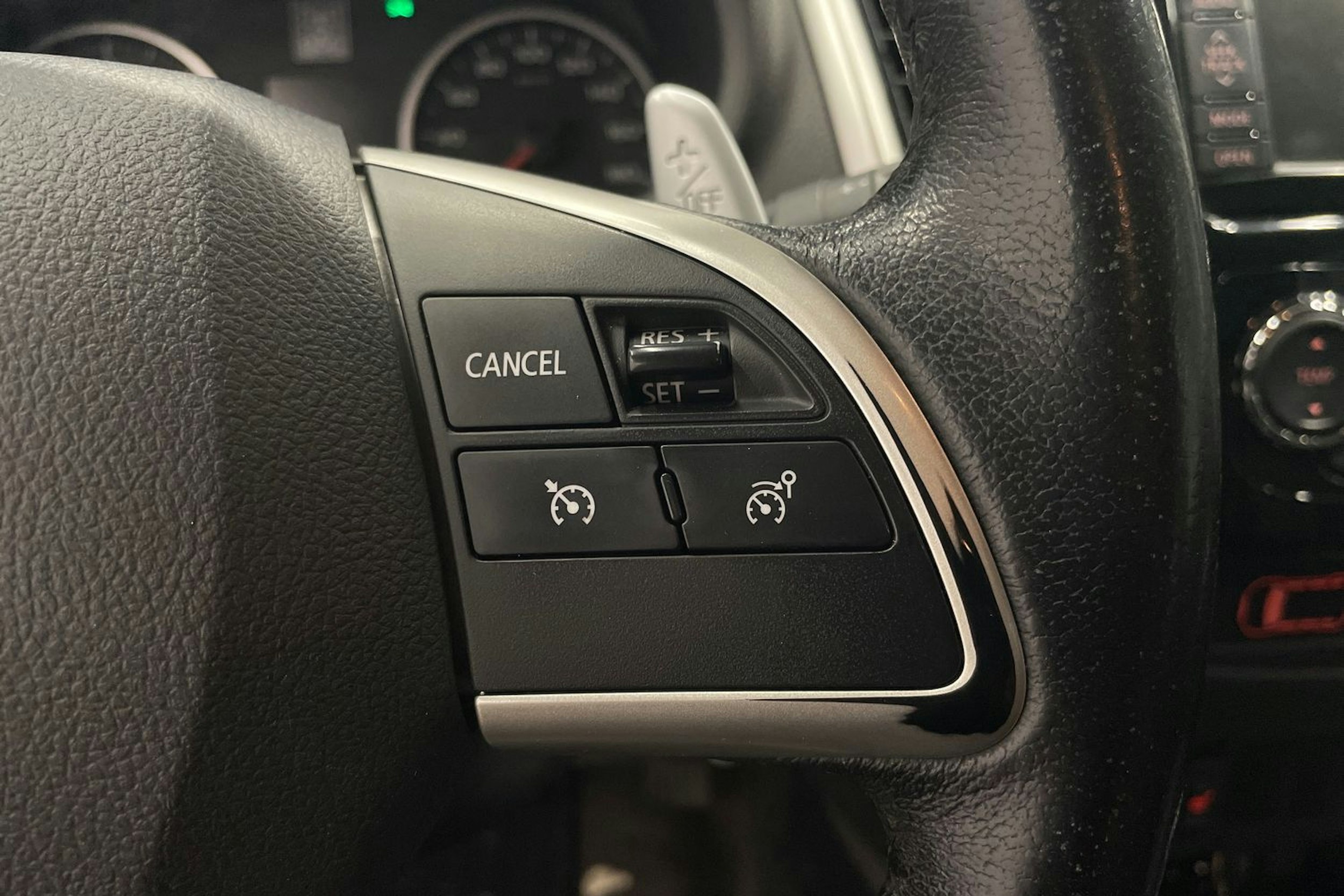 Vihreä Mitsubishi L200 2016 kuva 18.