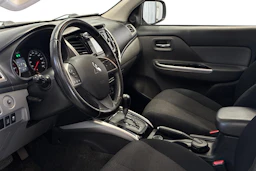 valkoinen Mitsubishi L200 2016 kuva 3.
