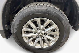 hopea Mitsubishi L200 2016 kuva 12.