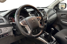 met. ruskea (beige) Mitsubishi L200 2017 kuva 6.