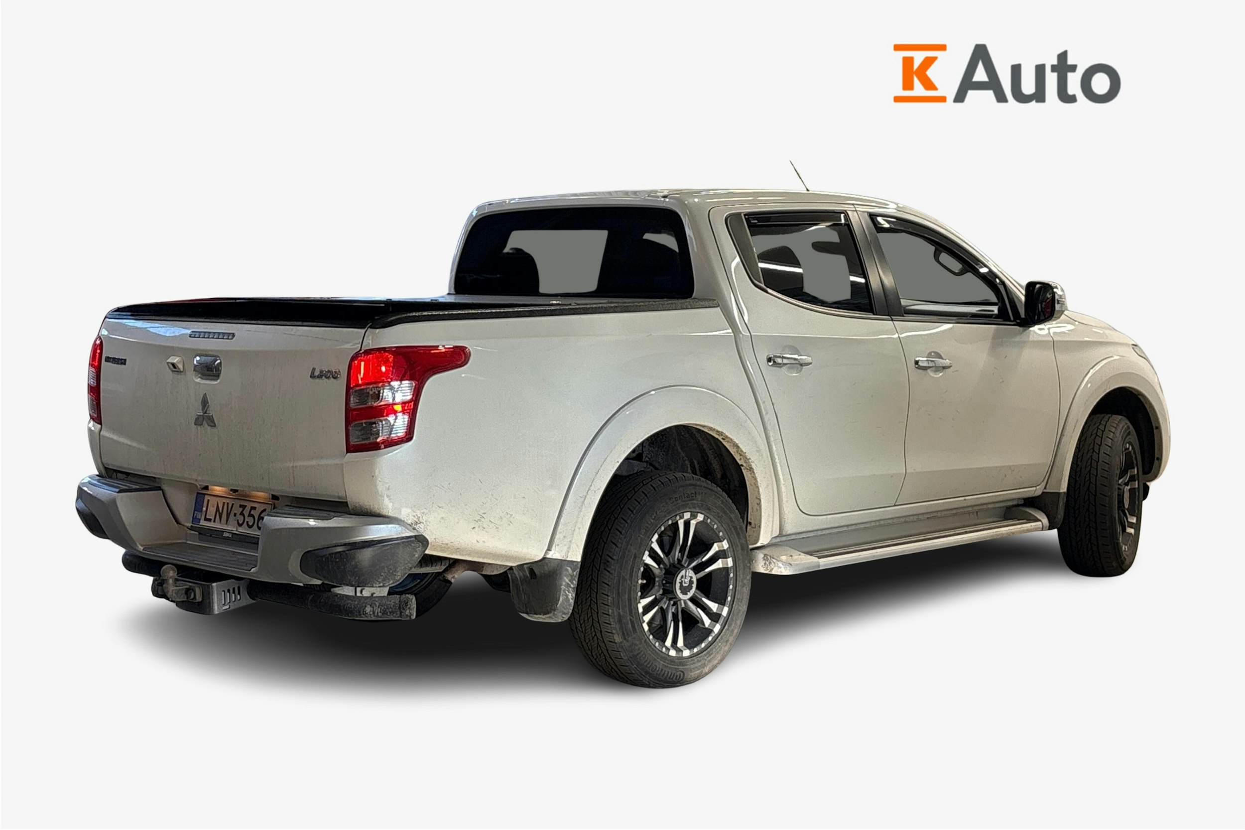 valkoinen Mitsubishi L200 2017 kuva 2.