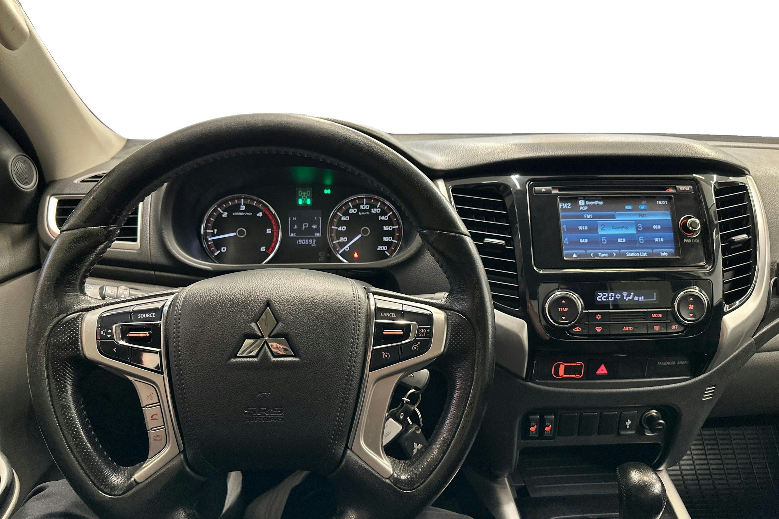 valkoinen Mitsubishi L200 2017 kuva 7.