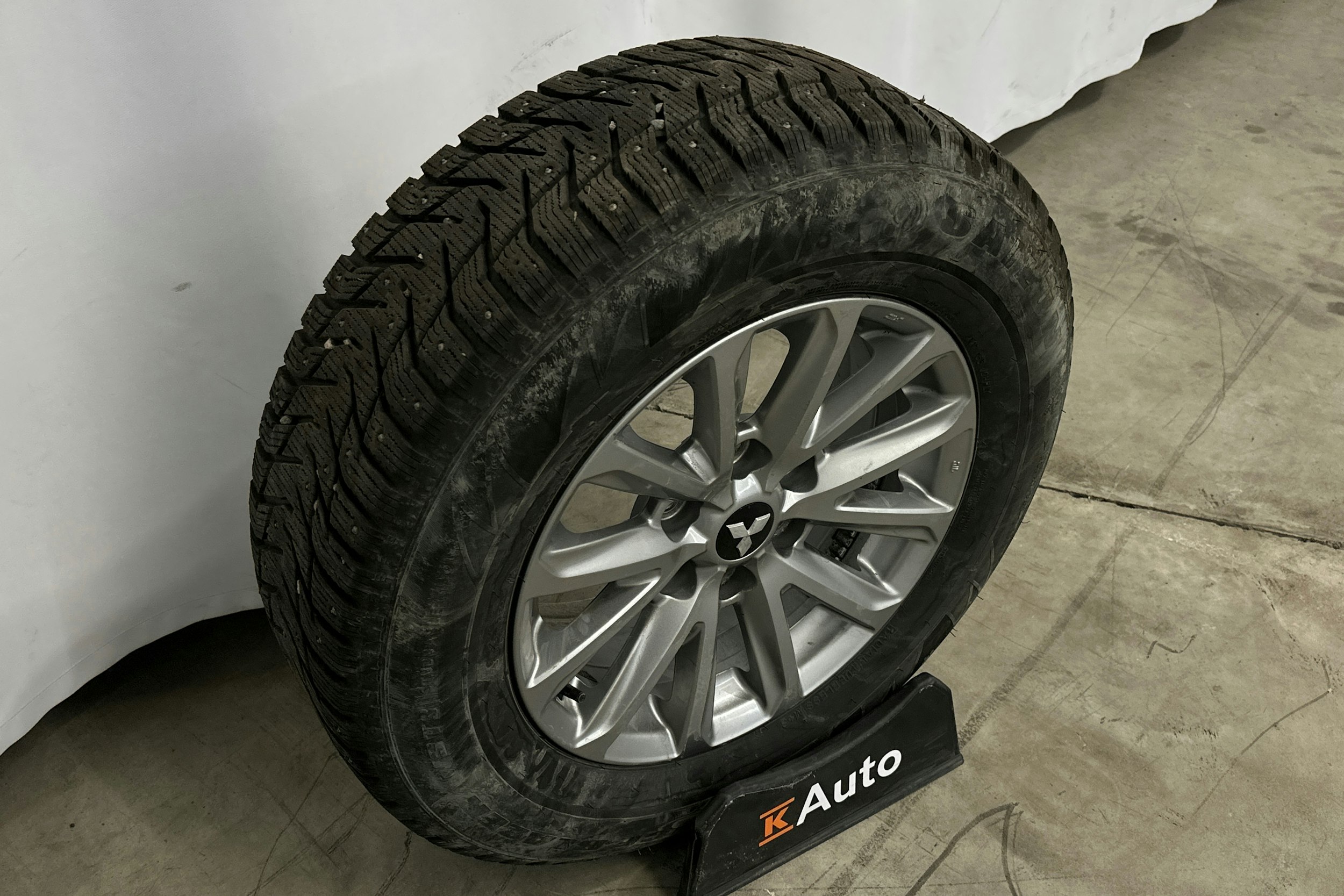 valkoinen Mitsubishi L200 2017 kuva 25.