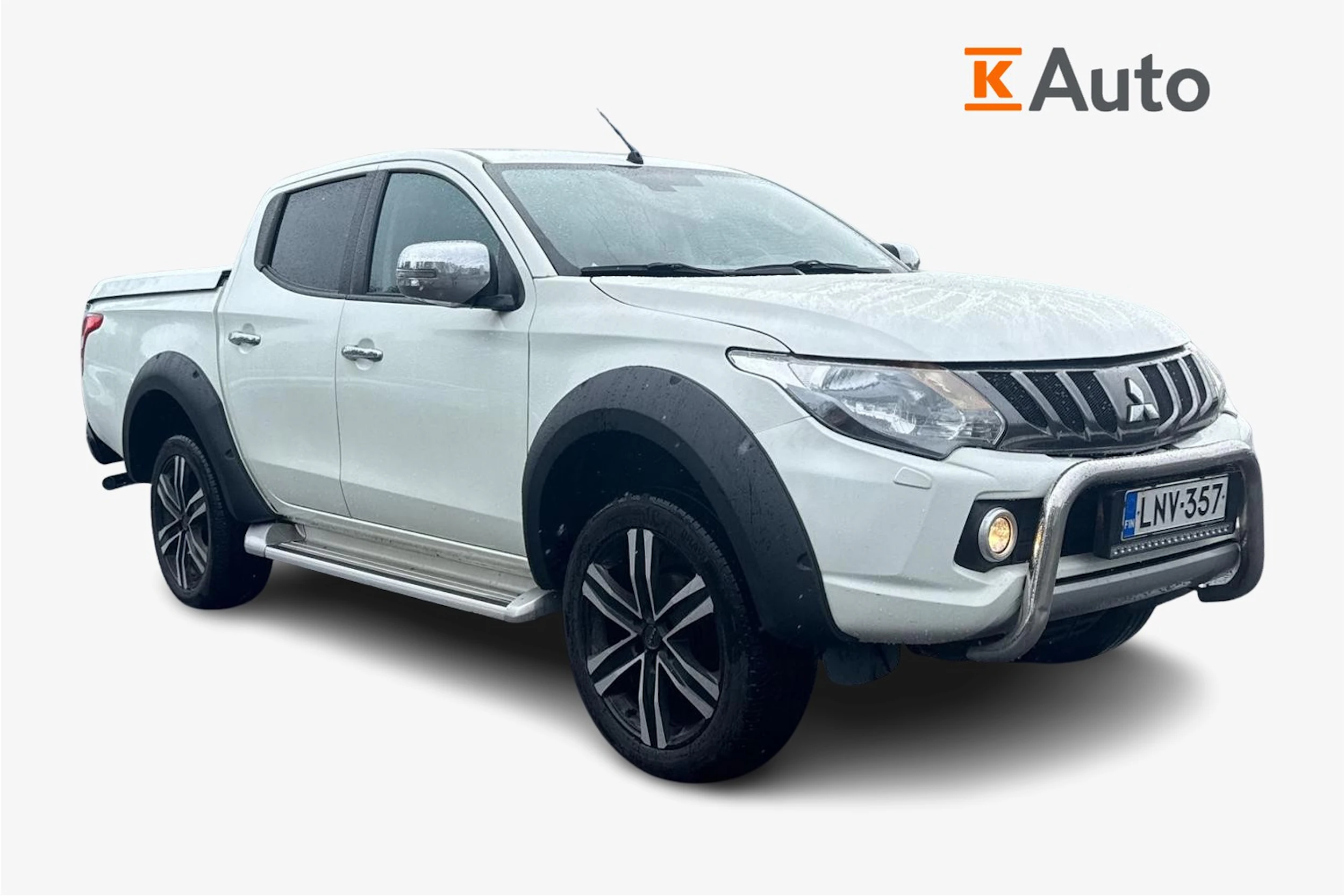 valkoinen Mitsubishi L200 2017 kuva 1.